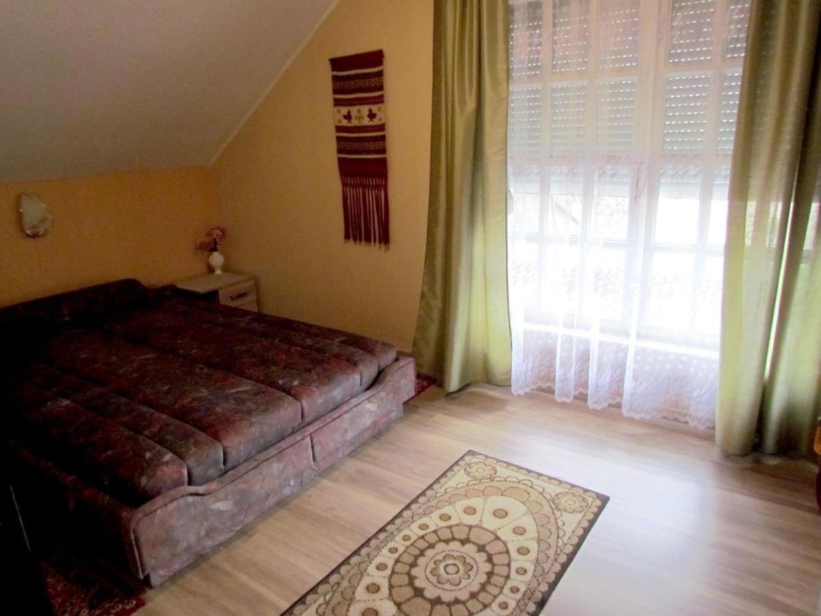 Hotel Leander Vendeghaz Gyenesdiás Esterno foto